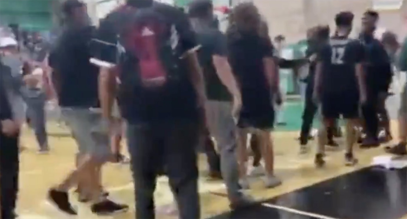 1624392208 VIDEO Tortillas are thrown at a Latino school basketball team