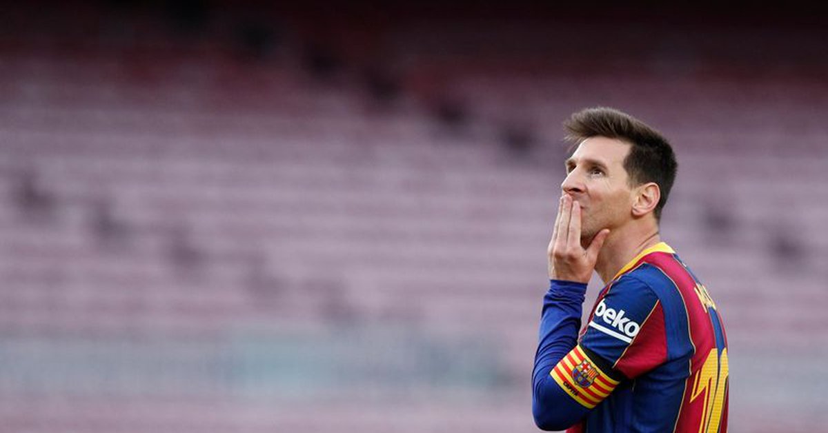 "Barcelona will have to restructure 525 million euros of debt if it wants to ensure the renewal of Lionel Messi"