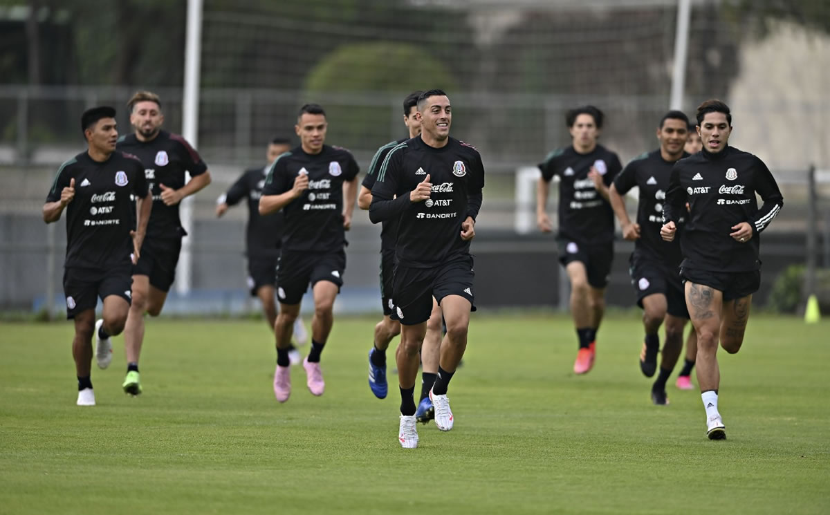 Funes Mori, smiling and happy on his first day with the Mexican National Team