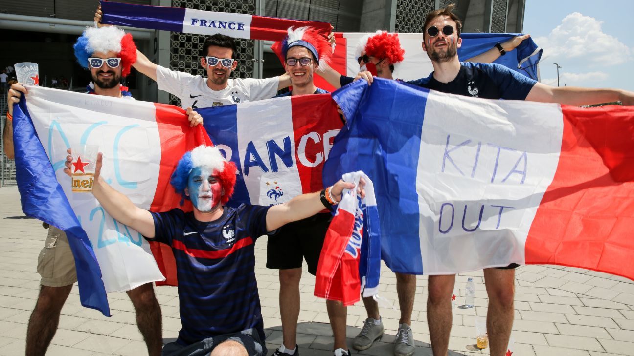 Six French fans confuse Budapest with Bucharest and miss Hungary France