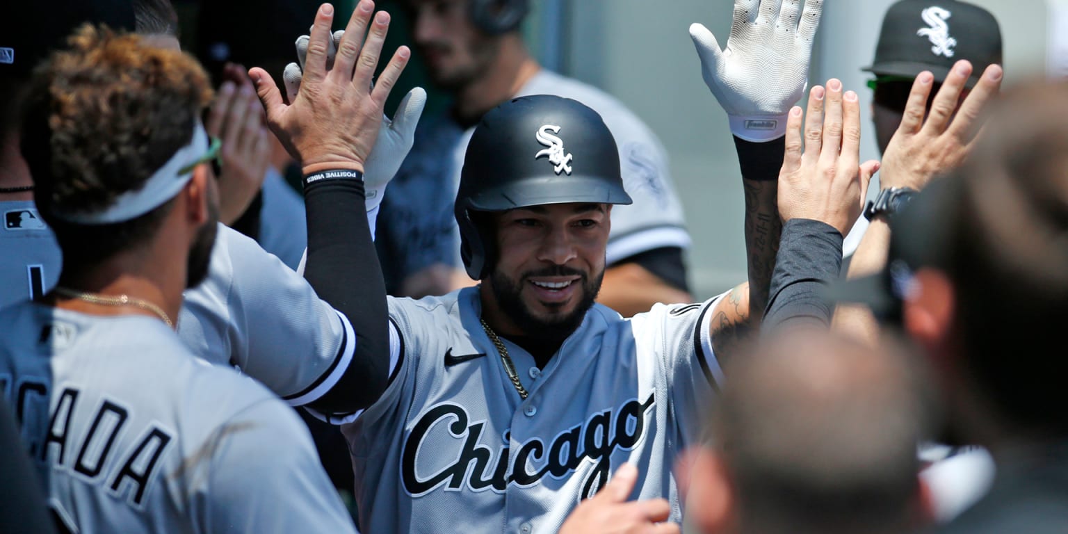 White Sox beat Pirates and come out of the pothole