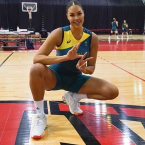 Australian basketball star dropped from Olympics by terrifying bubble