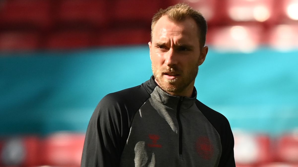 Defibrillator keeps Eriksen away from playing in Italy again