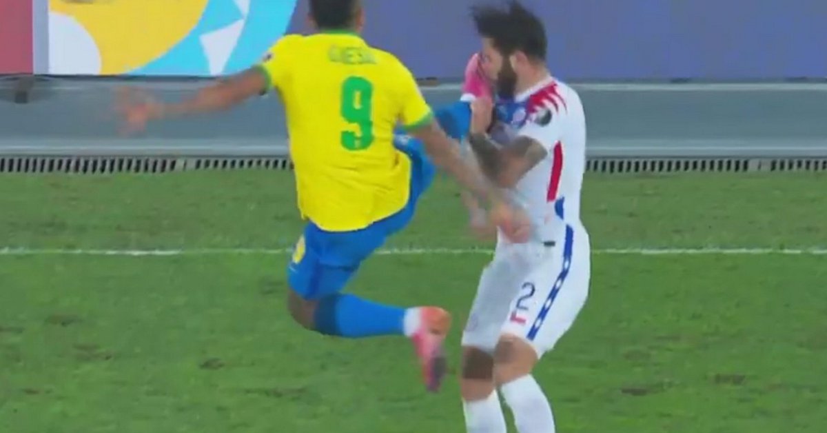 Disqualifying kick to the chest and direct red: the violent action of Gabriel Jesus against Eugenio Mena