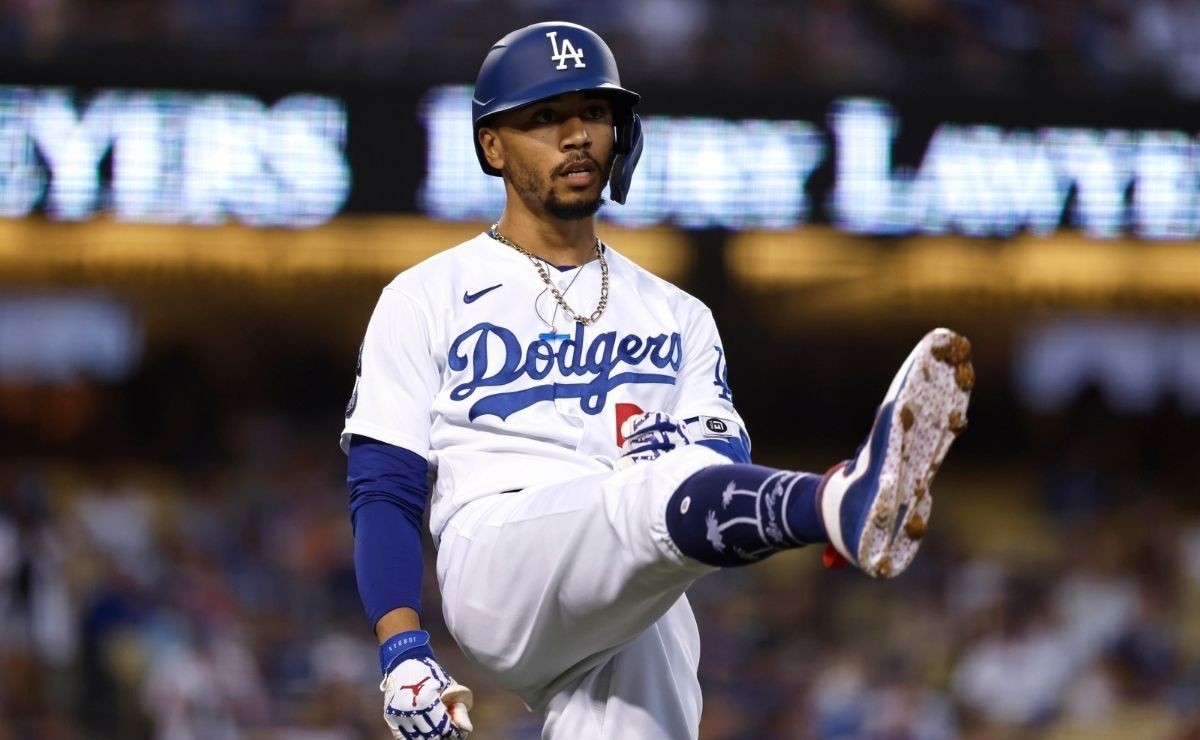 Dodgers give good news about Mookie Betts injury and possible return to MLB
