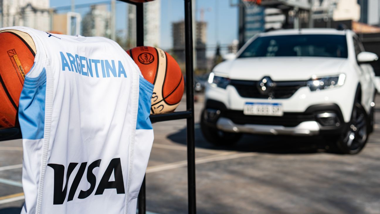 Renault, together with the National Basketball Team