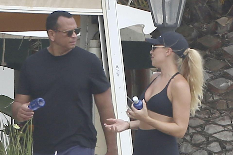 1628180565 864 Alex Rodriguez and Melanie Collins are very sweet