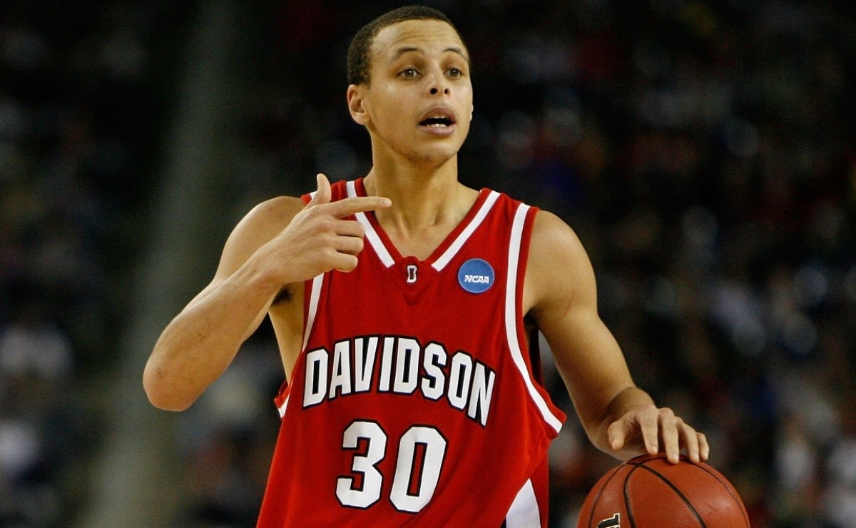 Documentary about Stephen Curry's passage through college basketball is being prepared