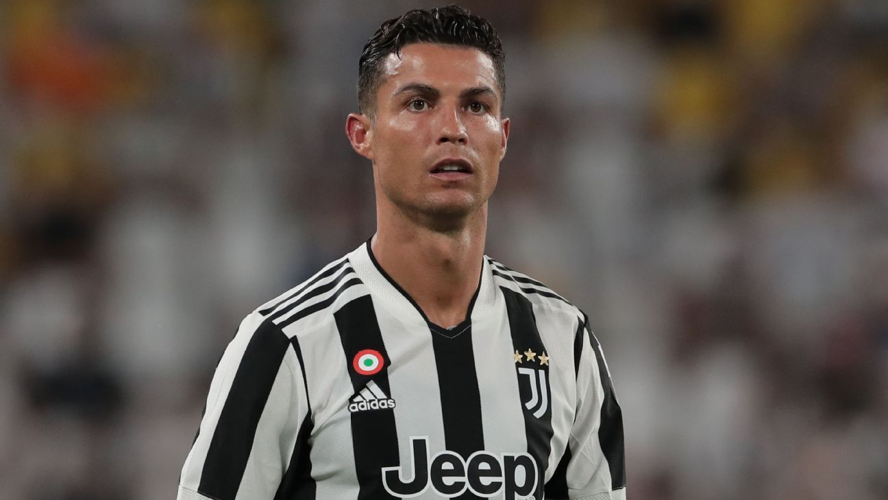 After Real Madrid's refusal, Cristiano Ronaldo was offered to Manchester City