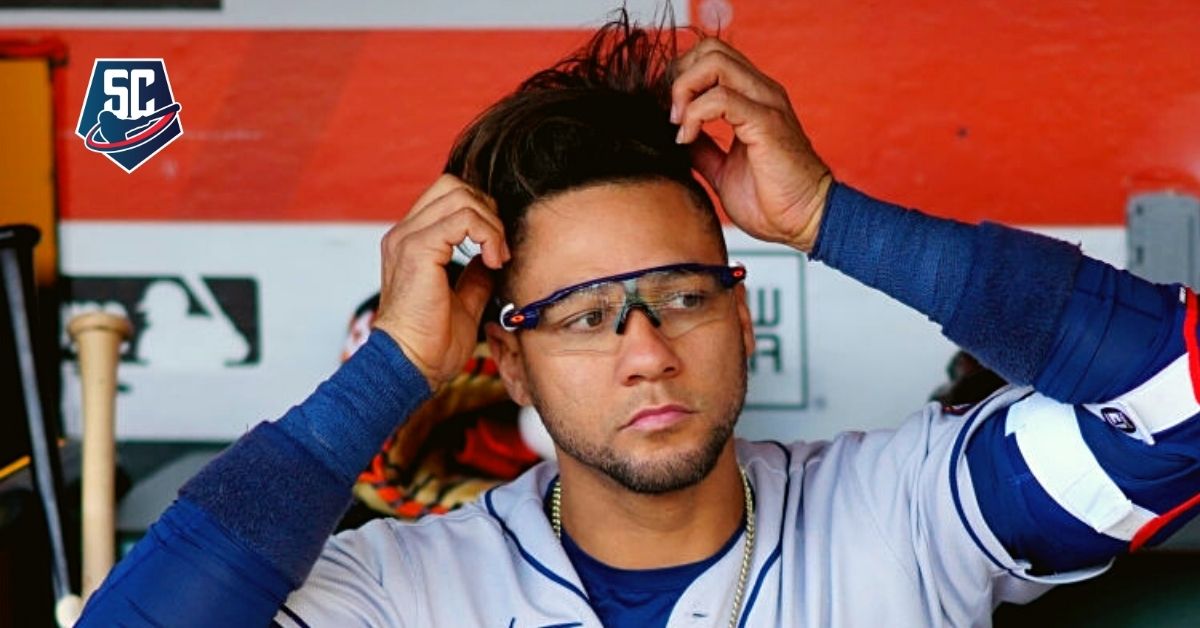 Breaking News Houston removed Gurriel from active roster