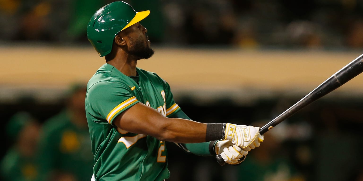 Mars HR gives Oakland victory in 11th