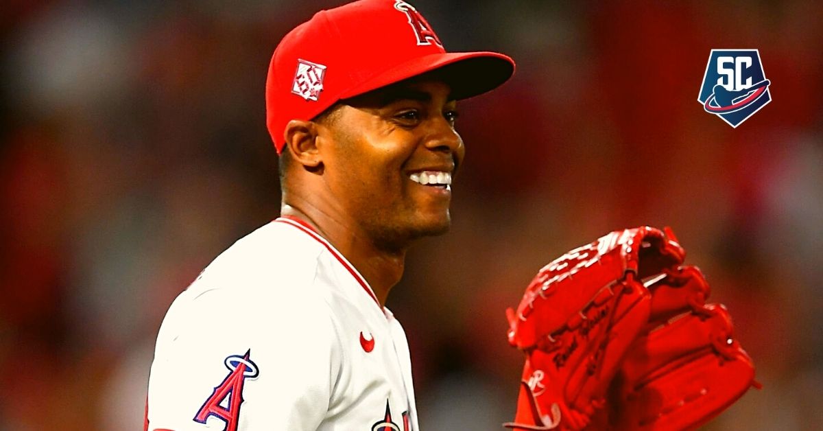 CUBA ATTENTION Raisel Iglesias added the ALL MLB Team award to