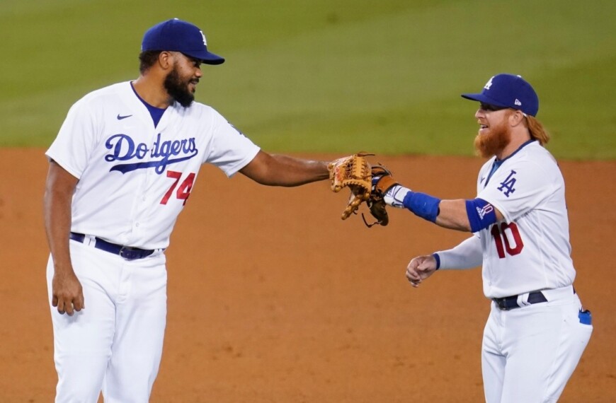 Dodgers: Justin Turner spoke to Jansen and Kelly about the possibility of them staying