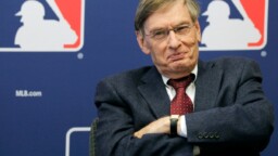 MLB: Hypocrisy? Journalist explodes against Bud Selig and the Hall of Fame