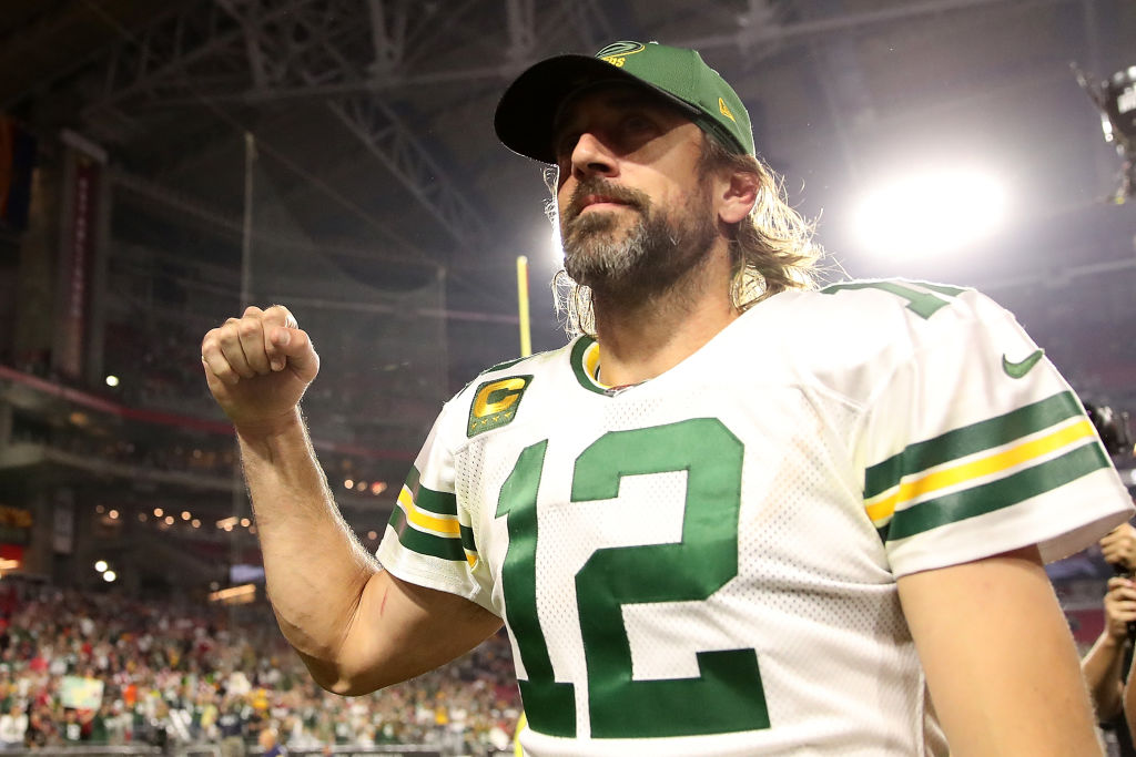 Aaron Rodgers celebrates Packers win against Cardinals
