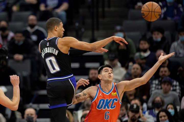 In the loss to the Sacramento Kings, Gabriel Deck returned to action.