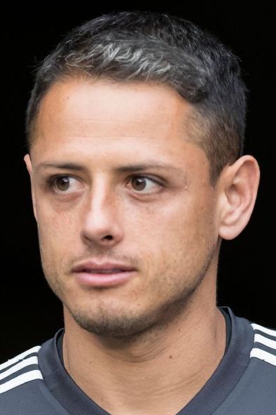 1640936885 554 Chicharito Pizarro and the frustrated signings of the Chivas fans