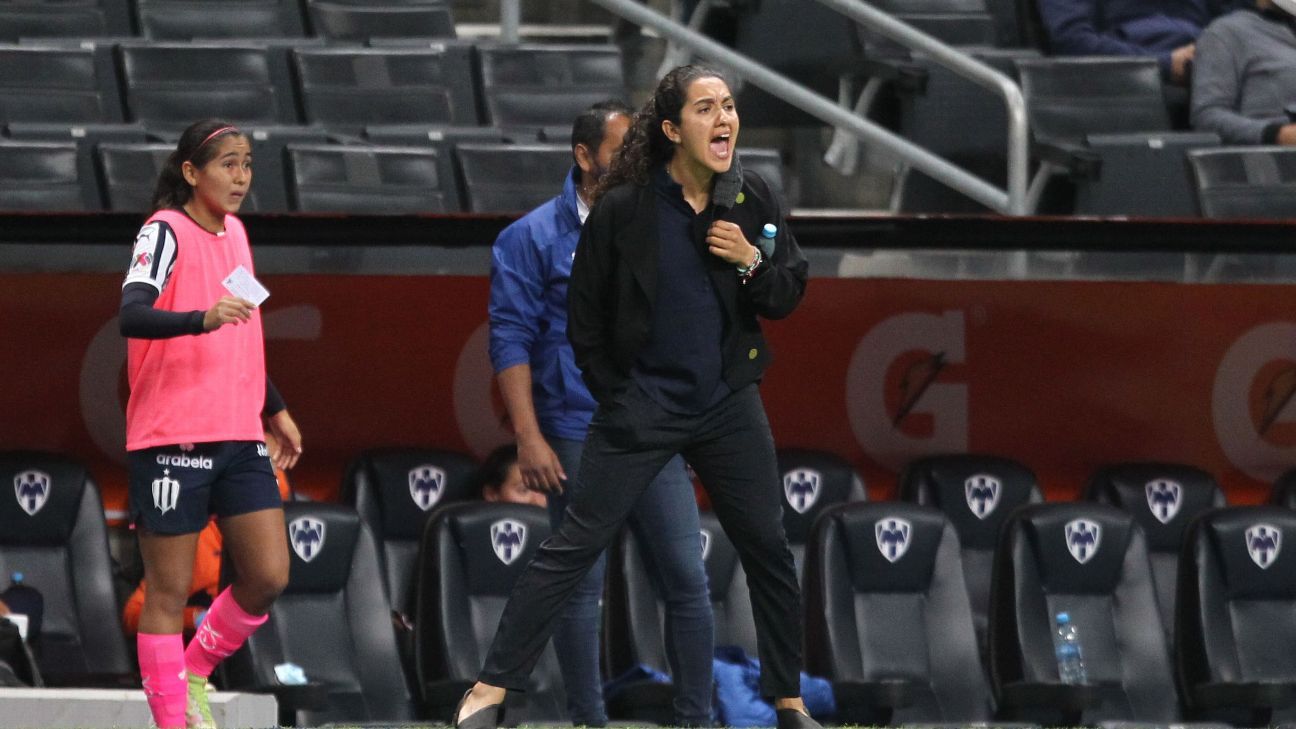 Eva Espejo could become the first coach to be crowned