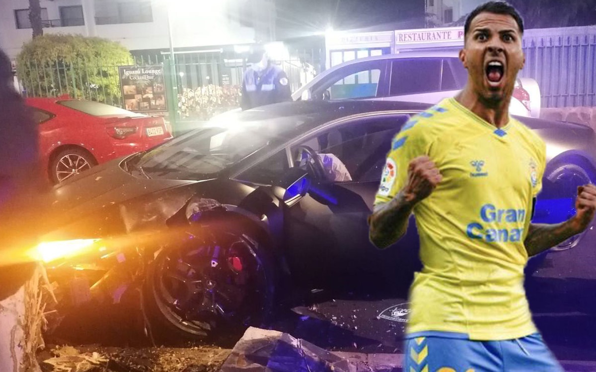 Footballer loaned his Lamborghini to a friend and hit a