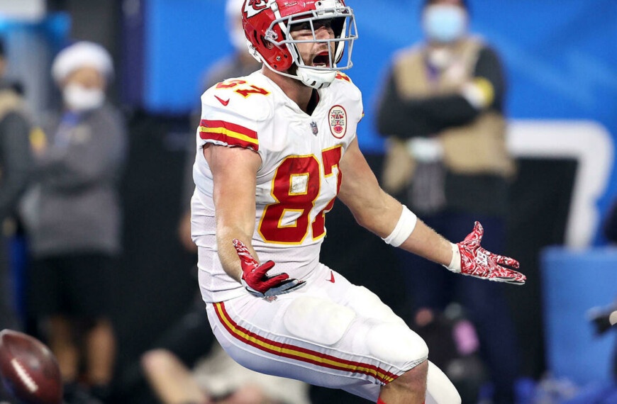 Kelce decides the Chiefs win over the Chargers in overtime in the NFL