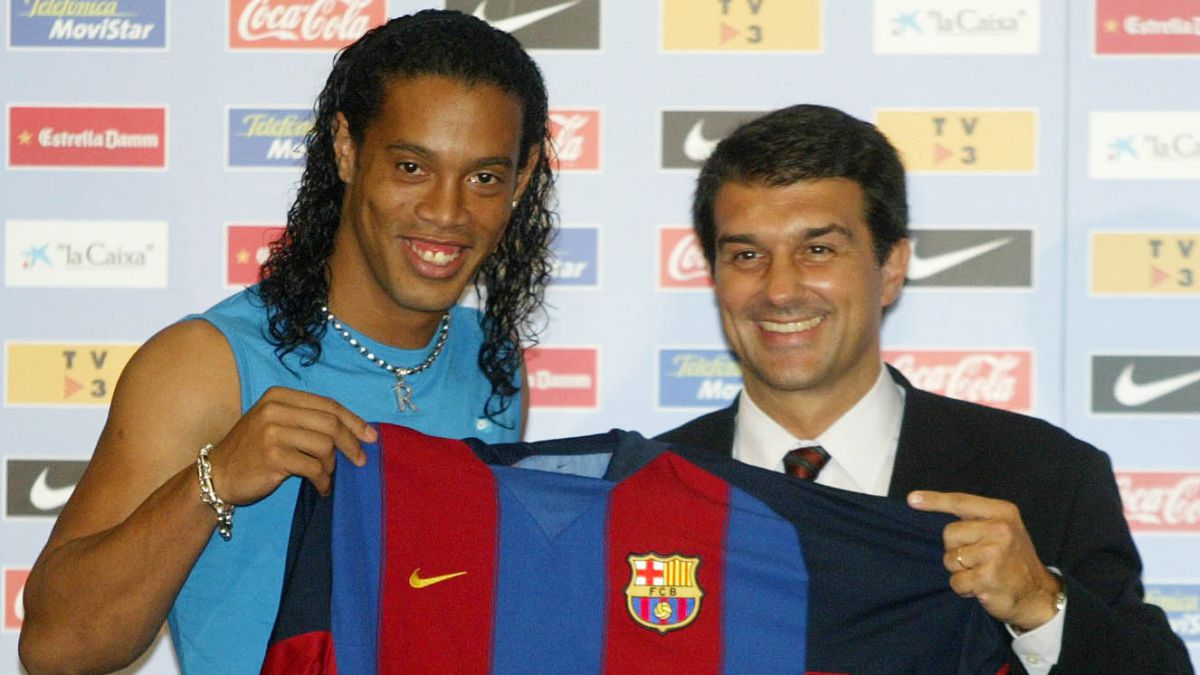 Laporta gives his Ronaldinho 20