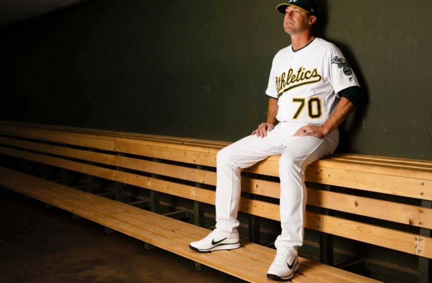MLB: Bob Melvin takes away their bench coach from the Athletics and takes him to Padres
