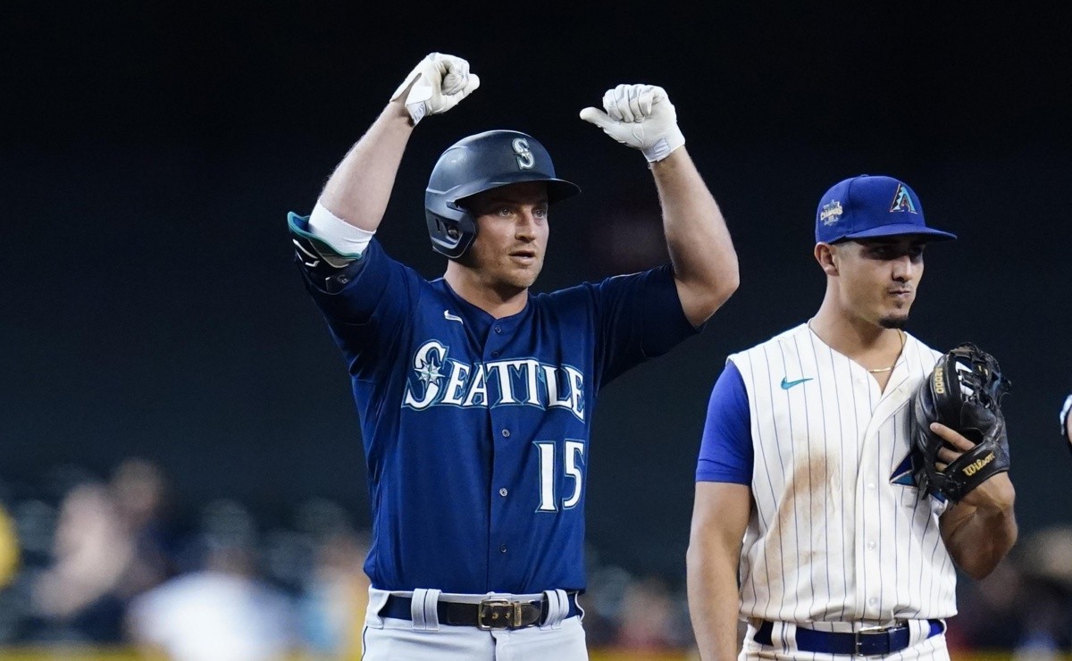 MLB Surprise Kyle Seager Announces Retirement From Baseball At 34