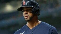 Red Sox: Is Xander Bogaerts' stay at Boston shortstop in jeopardy?