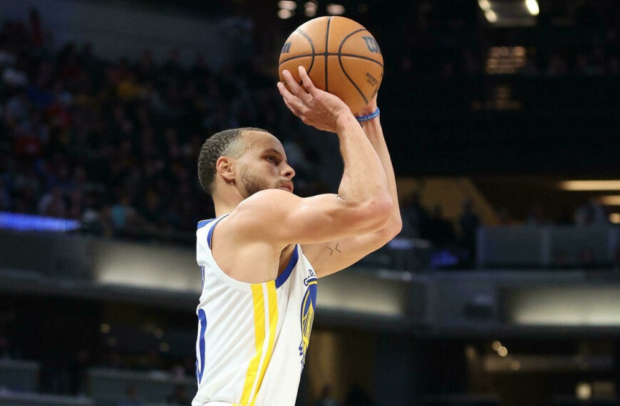 Steph Curry, the deadly shooter who transformed NBA basketball