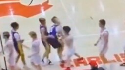 The brutal aggression of a child basketball player to his rival that became viral