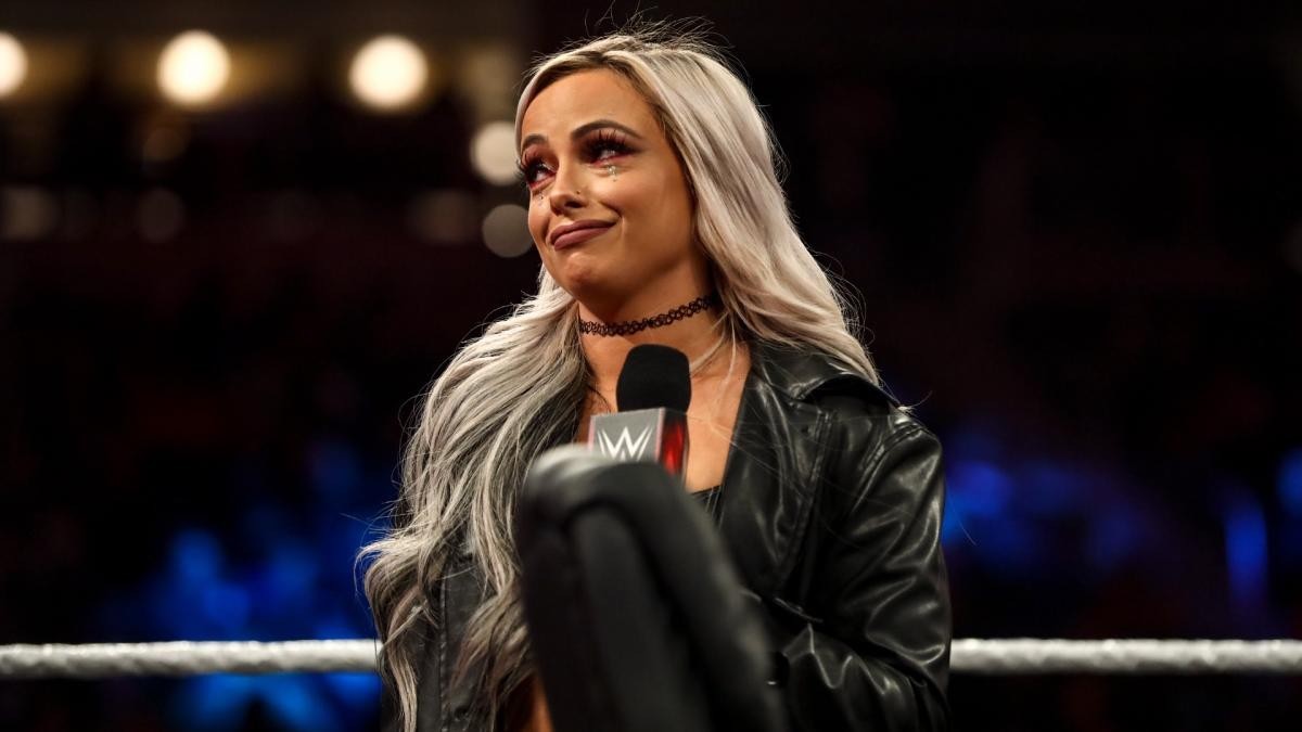 WWE confirms Liv Morgan suffers arm injury after Becky Lynch