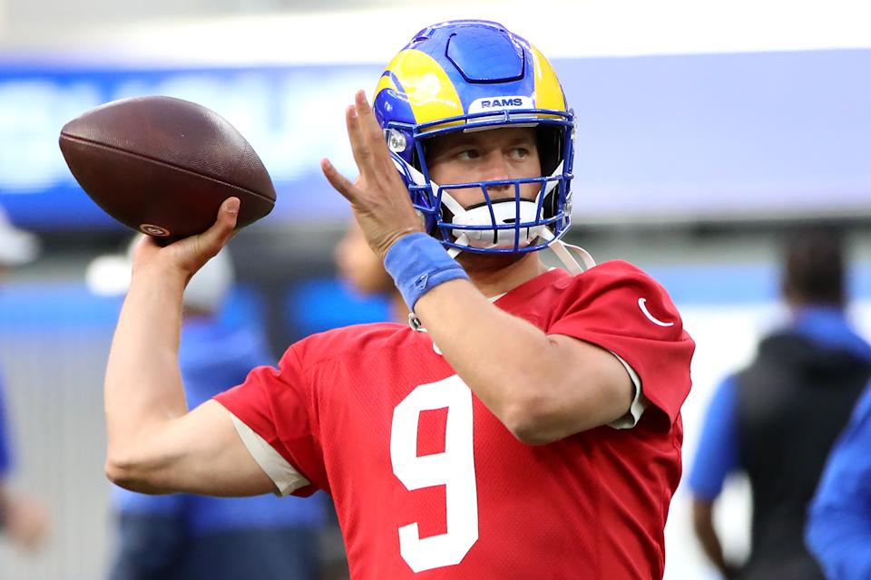 INGLEWOOD, CALIFORNIA - JUNE 10: Matthew Stafford #9 of the Los Angeles Rams throws the ball during open practice at SoFi Stadium on June 10, 2021 in Inglewood, California. (Photo by Katelyn Mulcahy/Getty Images)