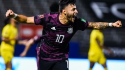 Mexico defeats Jamaica with somersault in less than a minute