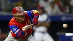 Puerto Rico before its second defeat in the Caribbean Series: "We know we are against the wall"