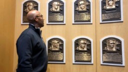 MLB: Journalist advocates 'abolishing' Hall of Fame voting