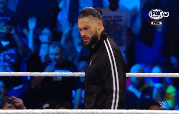 Roman Reigns causes the defeat of The Usos on WWE