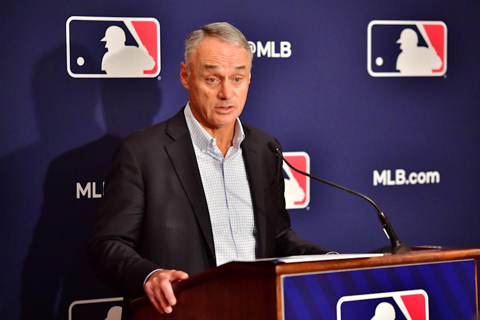 ORLANDO, FLORIDA - Major League Baseball Commissioner Rob Manfred answers questions during an MLB owners meeting at the Waldorf Astoria hotel on February 10, 2022 in Orlando, Florida. Manfred aboardó the continued banning of players, which the owners implemented after it endedó the league's collective bargaining agreement on Dec. 1, 2021. (Photo by Julio Aguilar/Getty Images)