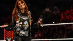 An ex-WWE lent her clothes to Lita for her surprise appearance on RAW
