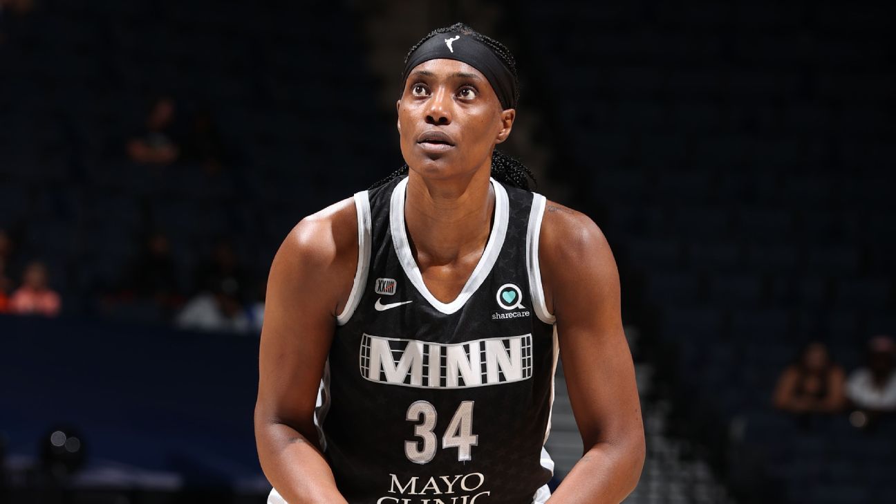 Fowles re signs with Lynx for final WNBA season