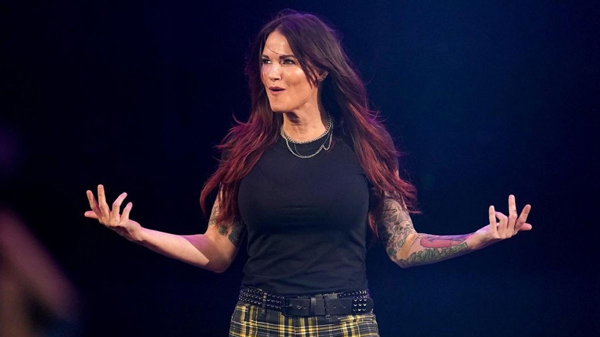 Lita will appear on the next WWE Raw show