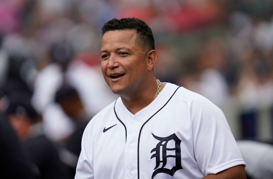 Players that ESPN put above Miguel Cabrera