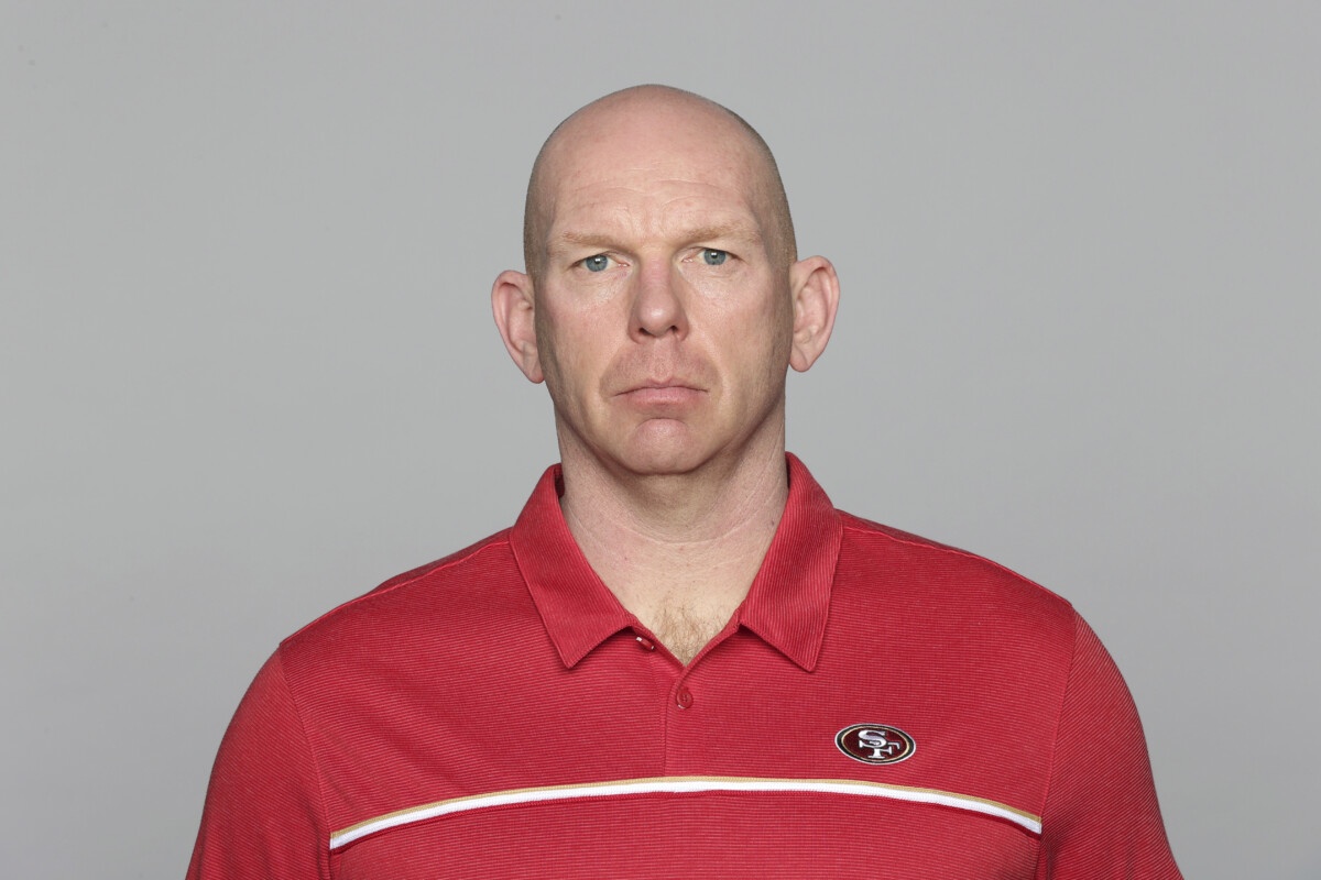 The changes in the coaching staff of the 49ers begin