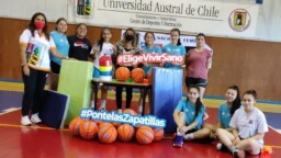 UACh women's basketball club received sports implementation - Diario Futrono