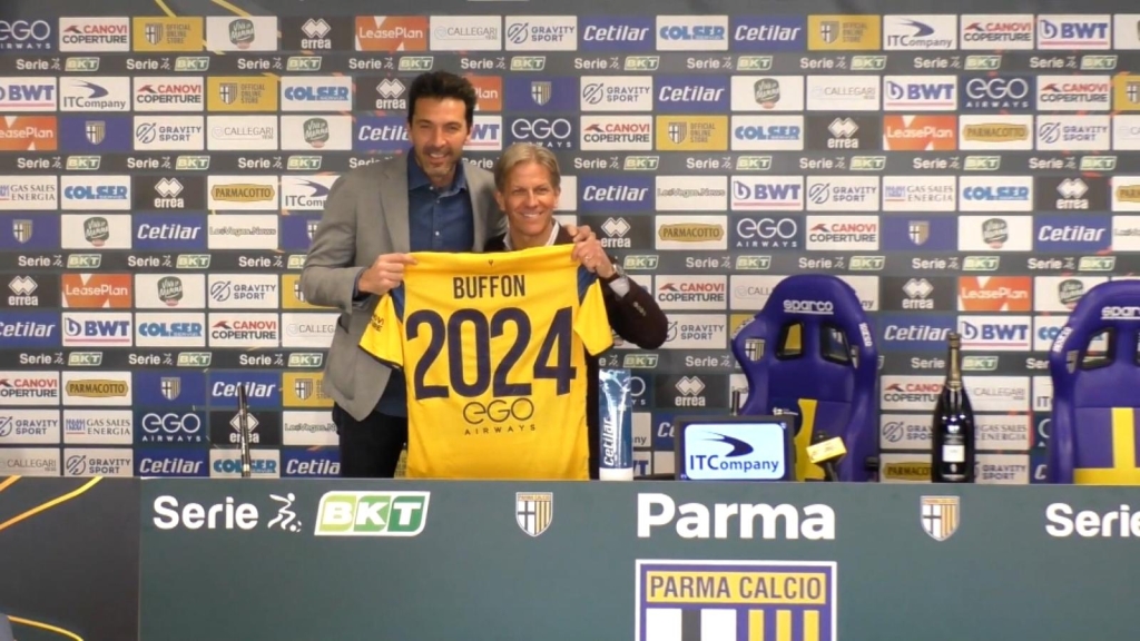 Gianluigi Buffon renews with Parma at 44