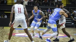 Argentina - Panama, qualifiers for the Basketball World Cup: the team walked along the ledge and Carlos Delfino rescued it