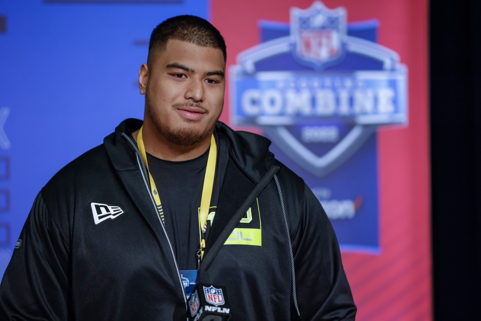 Faalele looked to impress scouts at the 2022 Combine in Indianapolis