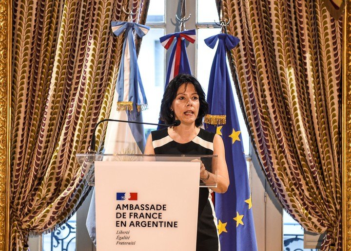 Claudia Scherer-Effosse, French ambassador to Argentina. (Women's National League)