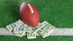 NFL sets salary cap at $208.2 million for 2022 season