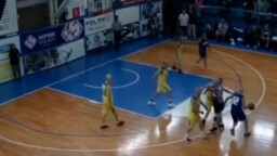 Argentina beat Brazil in the last play and celebrated at the Pan-American basketball tournament for players over 75 years old