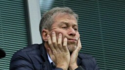 'Abramovich wanted to renew my contract while on the verge of death'